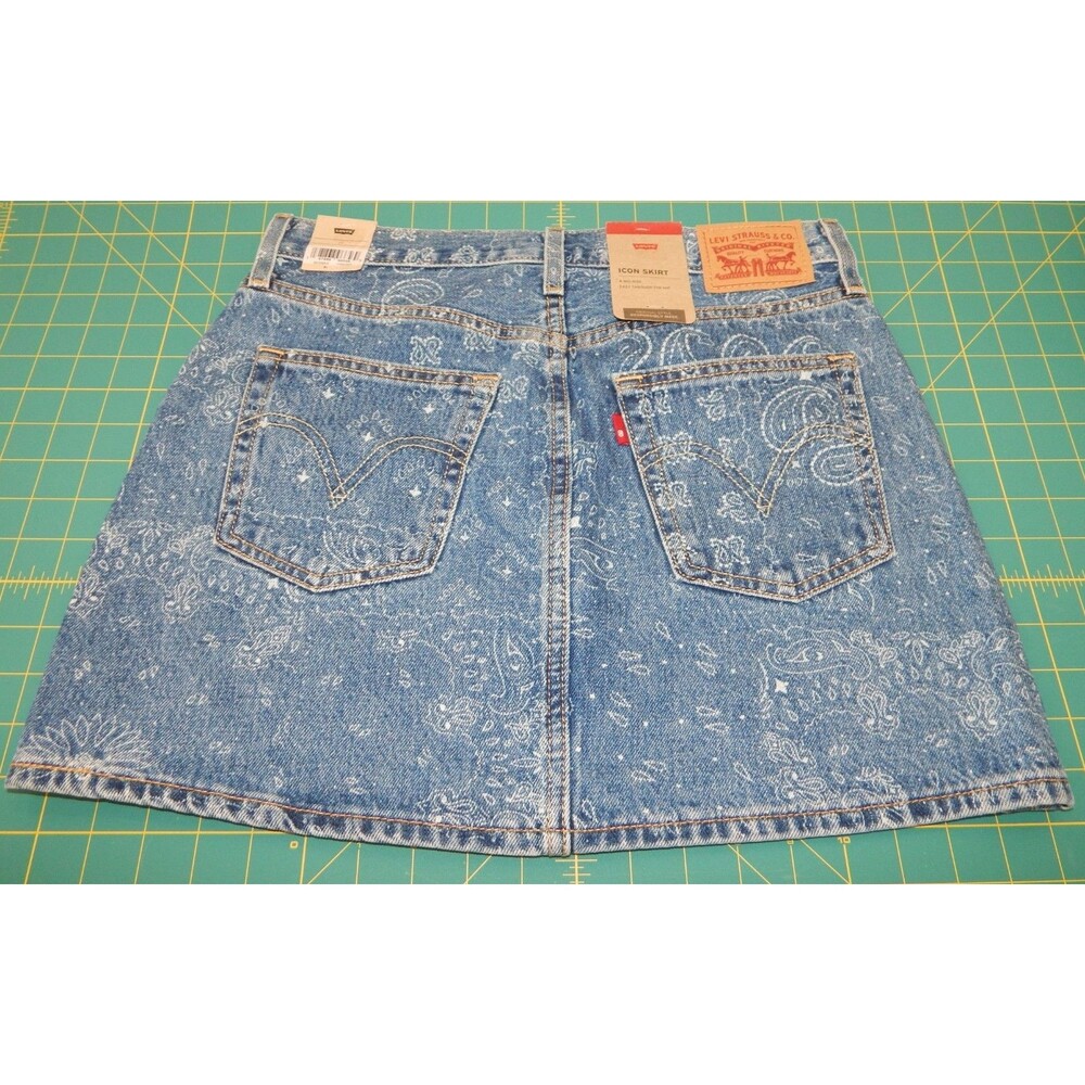 Levi's Icon Skirt Size 26 Blue Paisley Print Mid Rise Denim NWT 5 Pocket Cotton - Picture 9 of 16